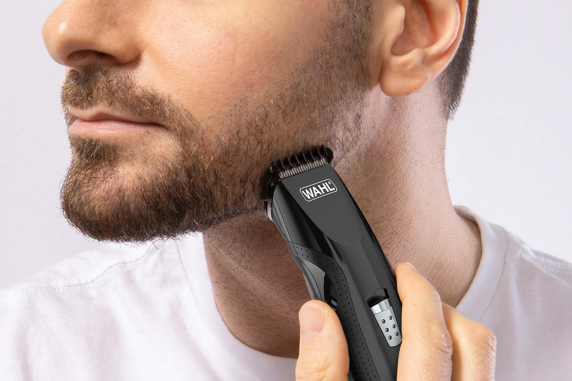 wahl-mustache-beard-tondeuse-piles-pour-moustache-et-barbe-lames-acier-haute-ten image 7