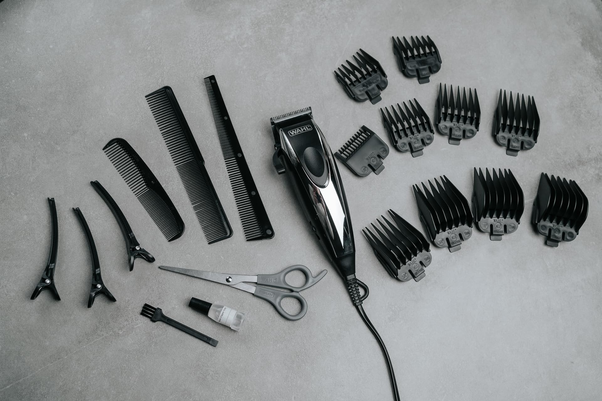 wahl-home-pro-hair-kit-complet-de-coupe-cheveux-filaire-homme-8-sabots-3-25-mm-l image 4
