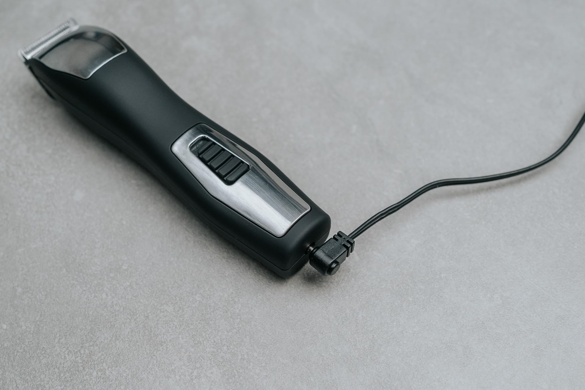 wahl-groomsman-pro-tondeuse-multifonction-homme-4-t-tes-interchangeables-recharg image 3