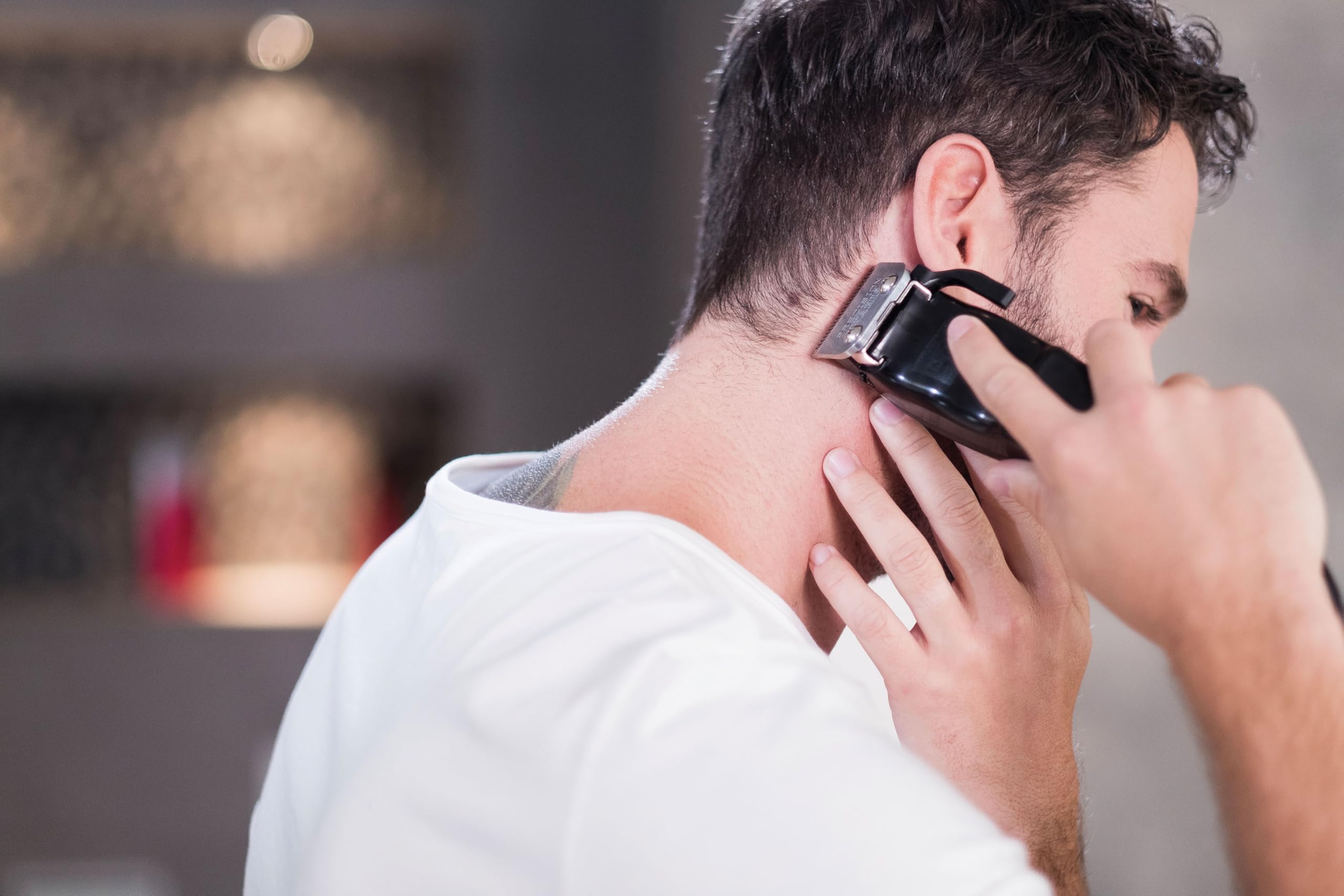 wahl-home-pro-tondeuse-cheveux-filaire-homme-lames-acier-haute-teneur-en-carbone image 4